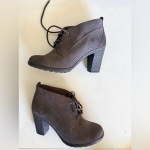 Timberland Women’s Ankle Boots Booties Heels Taupe neutral  Size 9
